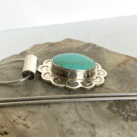 Sterling Silver 925 Mexico Large Oval Faux Turquoise Floral Pendant Necklace - Picture 3 of 16